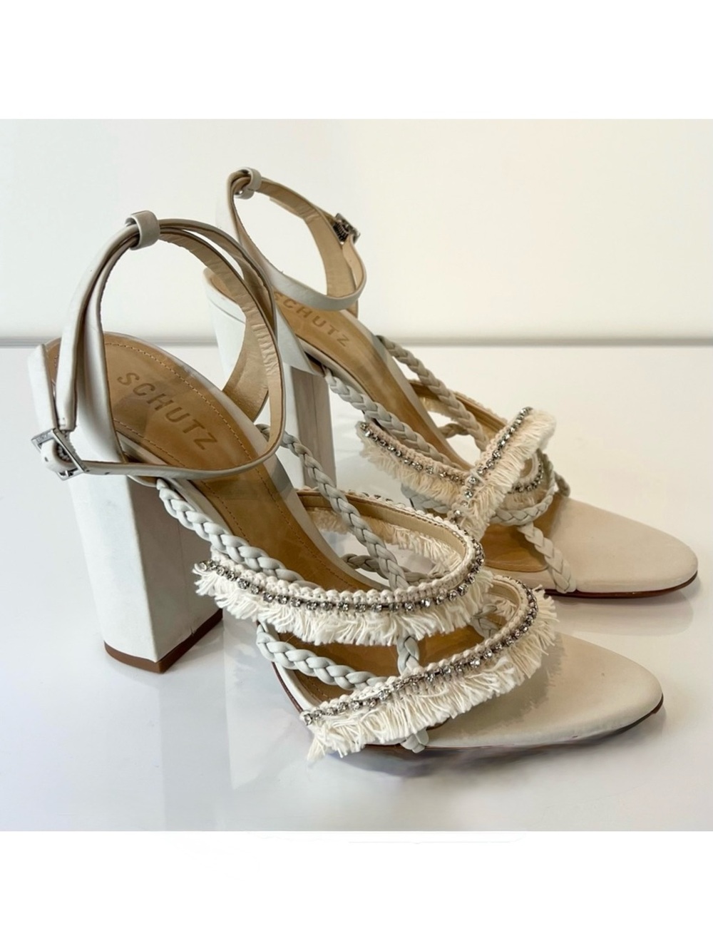 NEW SCHUTZ REVOLVE IVORY SANDALS - Picture 2 of 13